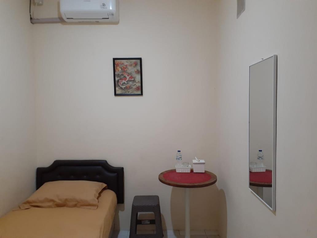 ホテル Kost Carmelia Syariah Baranangsiang ボゴール エクステリア 写真