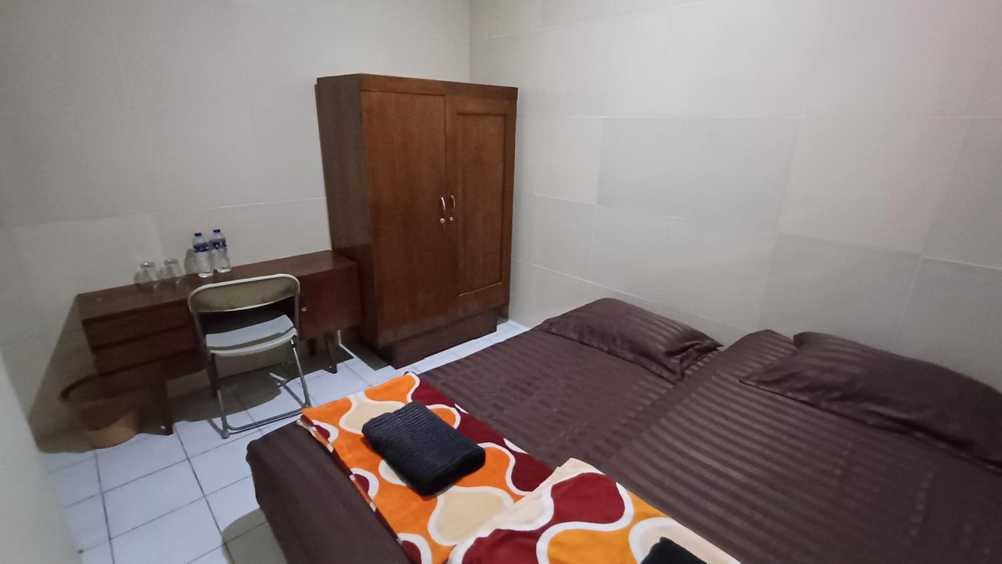 ホテル Kost Carmelia Syariah Baranangsiang ボゴール エクステリア 写真